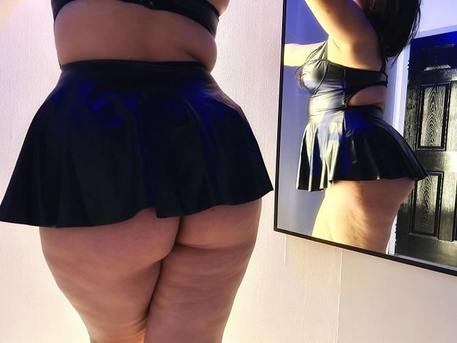 Carmen (Persian) Profile Pic 3