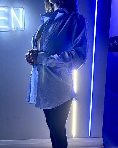 Emilly (European) Profile Pic 1