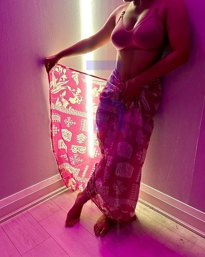 Ginni (Indian) Profile Pic 4